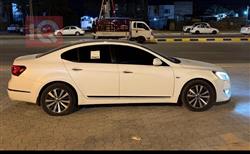 كيا كادينزا